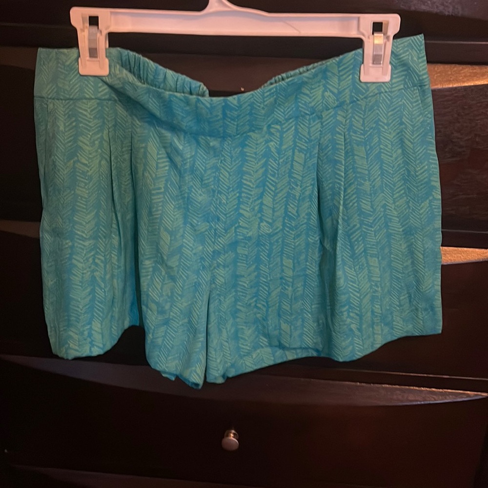 Satin shorts. Loft. Size medium